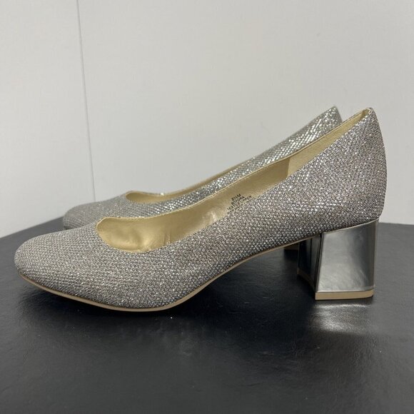 Bandolino Ora Women’s Dress Shiny Heels Pump silver bedazzled size 8.5M - Picture 6 of 11